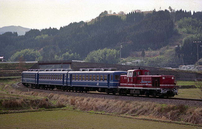 t5a古本【鉄道 事典】昭和27年 [国鉄車両 機関車 電車 ディーゼル車